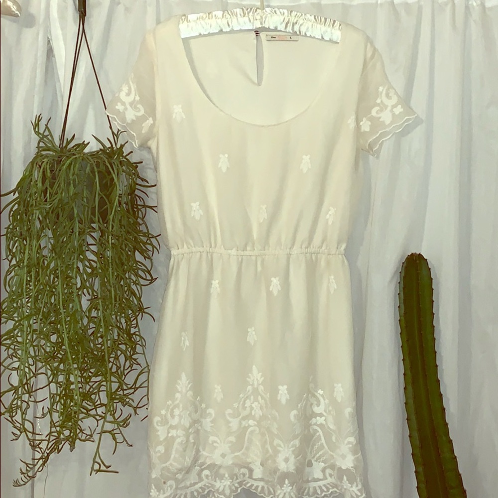 Bershka 🤍romantic white dress 🌸 like new